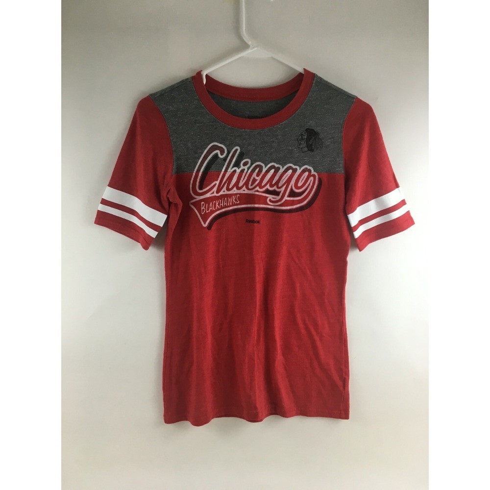Reebook T Shirt Women's Size Small Short Sleeve Chicago Black Hawks Round Neck